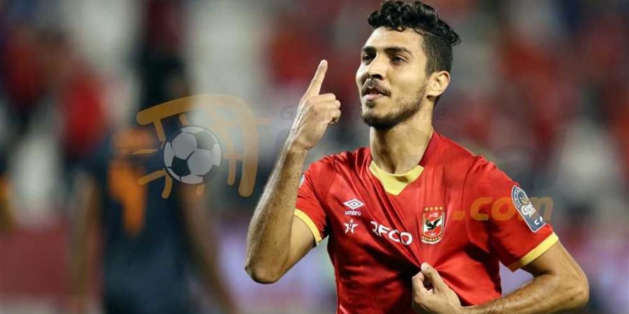 محمد شريف يحكي كواليس تغير وجهته من الزمالك إلى الأهلي