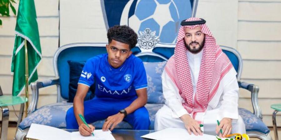 الهلال يوقع مع الأسمري والدوسري