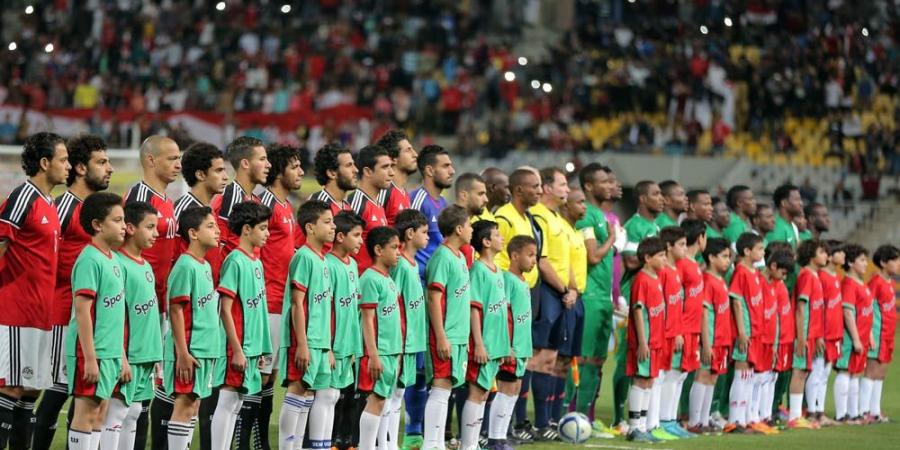 مدرب نيجيريا: وجود منتخب مصر في مجموعتنا يزيدها صعوبة