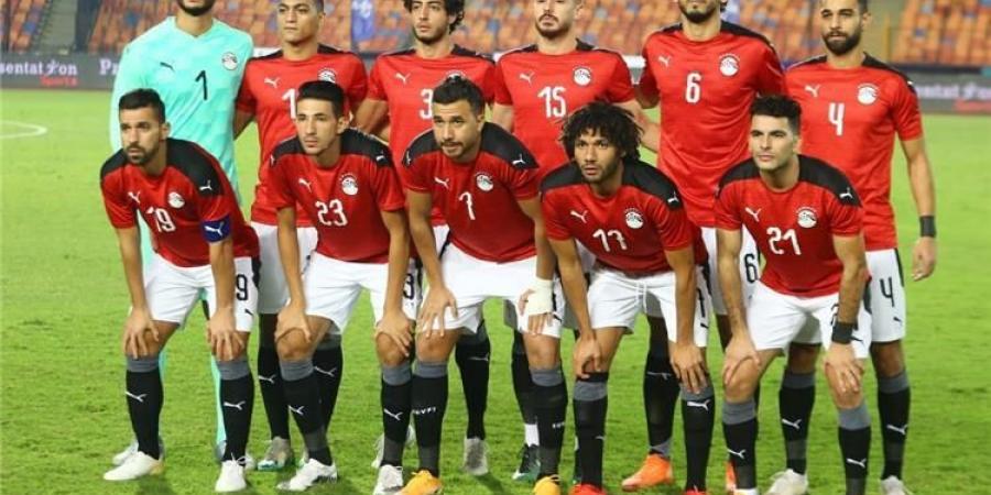 فيفا يُعلن حكم مباراة مصر ولبنان في كأس العرب