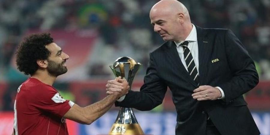 رئيس الفيفا يضع روشتة وصول محمد صلاح لجائزة أفضل لاعب في العالم