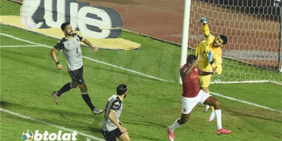 الأهلي يسعى لاستعادة التوازن أمام سيراميكا كليوباترا في الدوري المصري