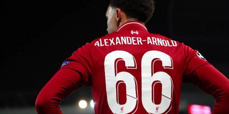 أليكسندر أرنولد على موعد مع رقم تاريخي أمام ريال مدريد