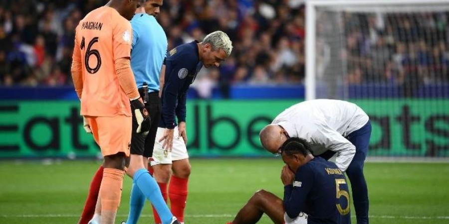 كوندي يغادر مباراة فرنسا والنمسا مصابًا
