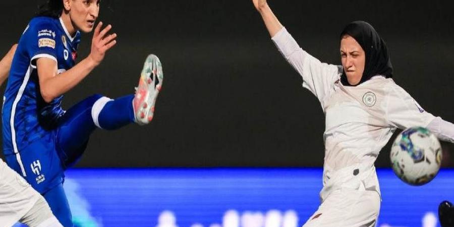 الهلال بمشاركة فدوى يهزم الشباب بوجود منه 4-2 بالدوري السعودي للسيدات