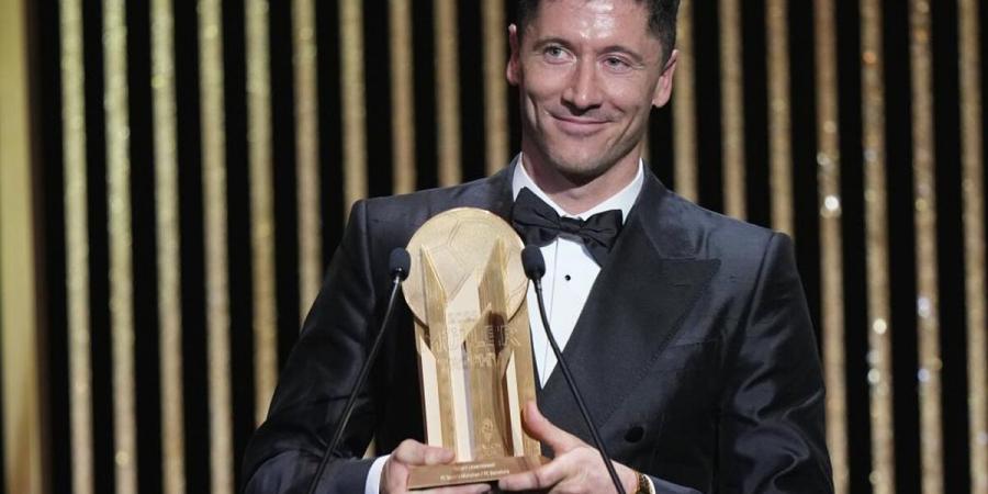 Lewandowski handed 2022 Muller Trophy in Ballon d'Or ceremony