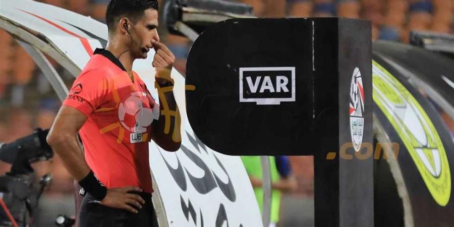 محمد معروف حكما لمباراة سيراميكا كليوباترا والزمالك
