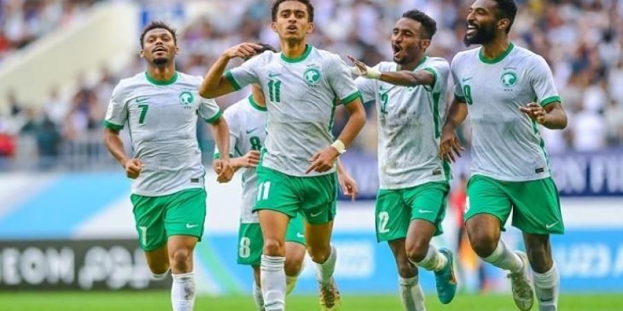 السعودية تواصل استعداداتها لكأس العالم بفوز على آيسلندا في الإمارات
