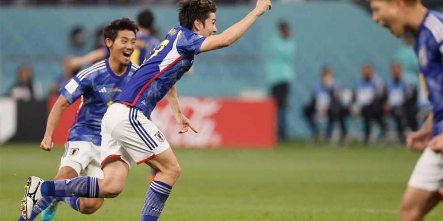 كرنفال في الجول – يرتدي نفس الجوارب منذ 5 سنوات.. أو تاناكا رجل مباراة اليابان وإسبانيا
