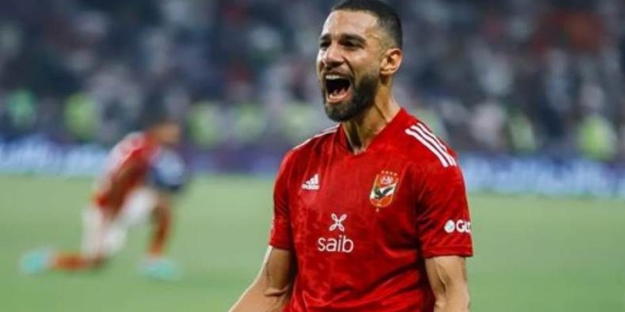 الأهلي ضد بيراميدز.. "الأحمر" يتقدم بهدف عمرو السولية في الدوري المصري