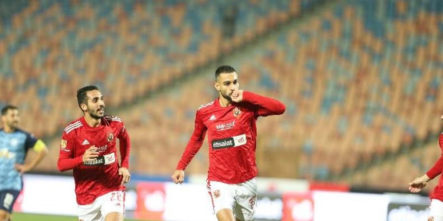 الأهلي يعود لصدارة الدوري المصري بعد الفوز بثلاثية على بيراميدز
