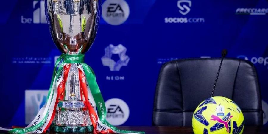 سر تغيير كرة مباراة كأس السوبر الإيطالي بين ميلان وإنتر