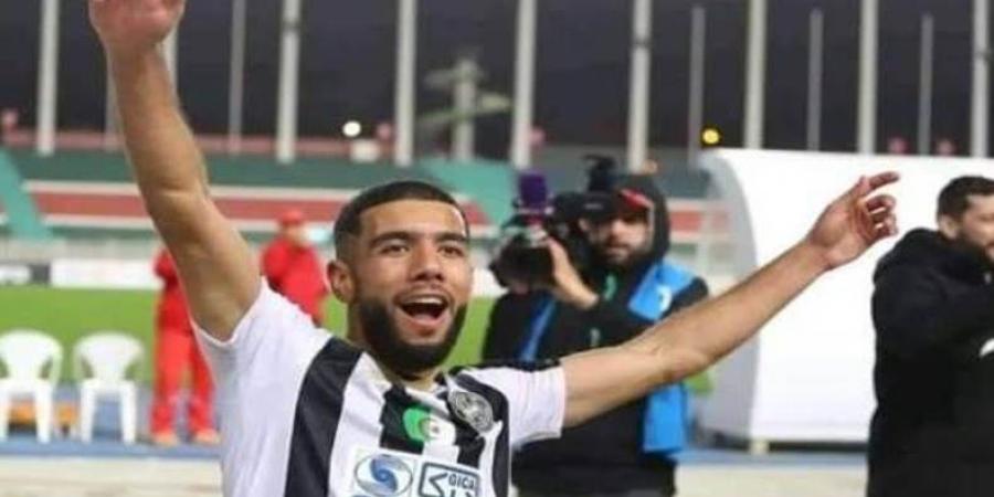 الأهلي يحسم تعاقده مع أحمد قندوسي واللاعب يلتحق ببعثة الفريق في المغرب "تقارير"