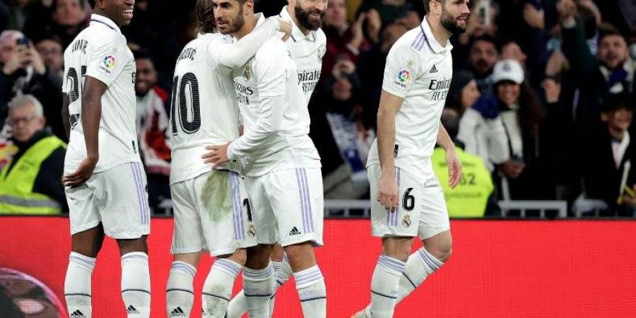 قبل مواجهة الأهلي.. ريال مدريد يعلن إصابة نجم الفريق