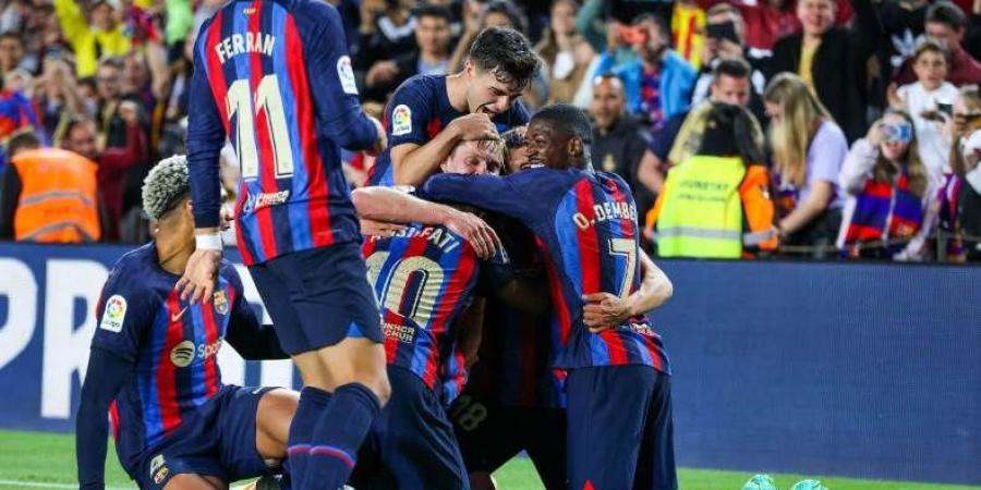 ماذا يحتاج برشلونة للفوز بالدوري الإسباني رسميًا؟