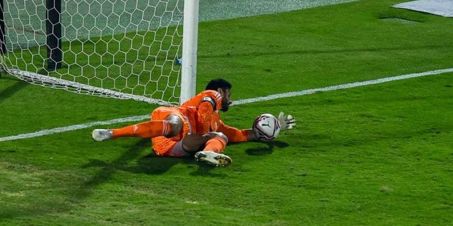 فرص مشاركة محمد الشناوي مع الأهلي أمام الترجي بدوري أبطال إفريقيا