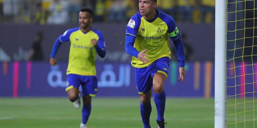 رغم انضمامه في منتصف الموسم.. رونالدو ينافس على جائزة هداف الدوري السعودي