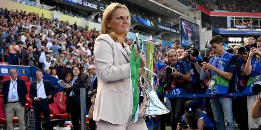 سارينا ويجمان تُسلم برشلونة لقب دوري أبطال أوروبا للسيدات بعد الفوز على فولفسبورج