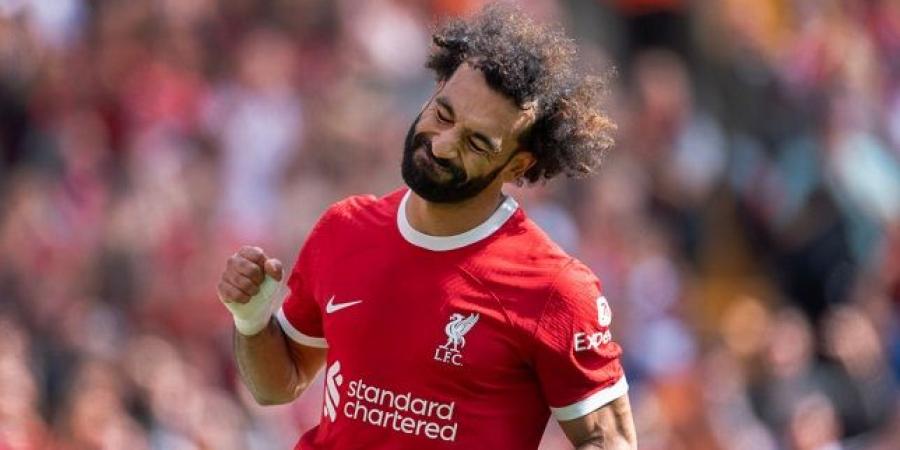 الاتحاد يحسم صفقة محمد صلاح وتحديد موعد وصوله إلى جدة