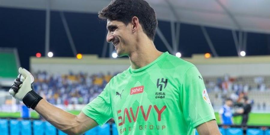 رسالة خاصة من الهلال لياسين بونو بشأن جائزة الأفضل في العالم