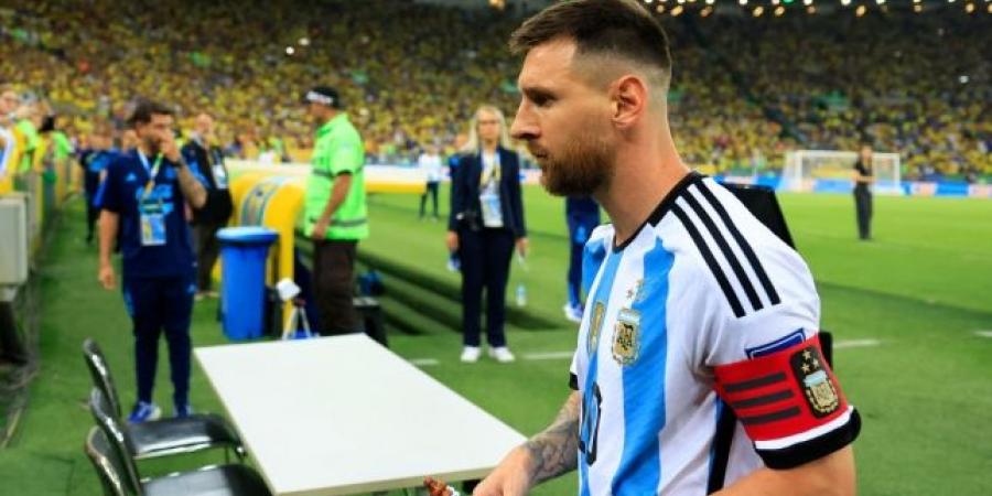 اجتماع هام بين ميسي وسكالوني بخصوص منتخب الأرجنتين