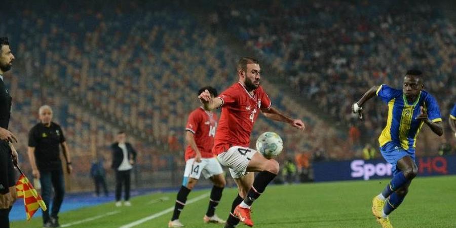 طبيب منتخب مصر يكشف تفاصيل إصابة عمر كمال