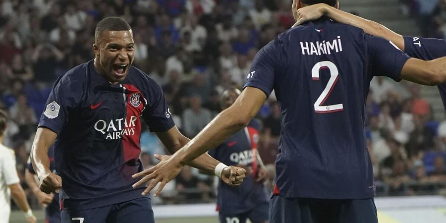 PSG produce statement win by thrashing Lyon with an Mbappe brace