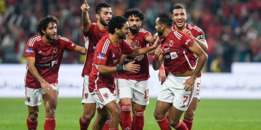 13 لاعبًا يغيبون عن الأهلي في معسكر الإمارات.. طالع التفاصيل