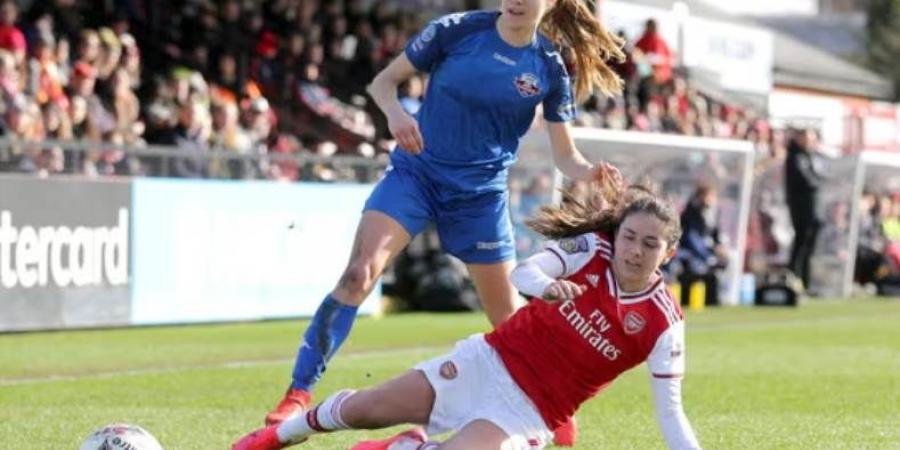 لاعبة الدوري الإنجليزي تكشف تأثير أزمة المناخ على مستقبل الكرة النسائية