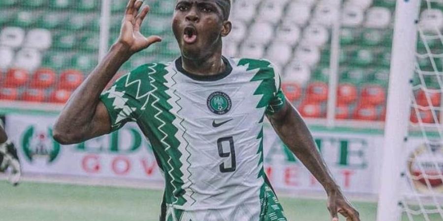 منتخب نيجيريا يفقد أوسيمين قبل موقعة جنوب إفريقيا في كأس الأمم (تقارير)