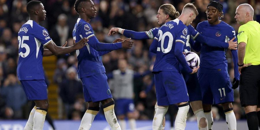 THREE Chelsea players involved in an on-field bust-up as a disagreement over who took the Blues' penalty against Everton turned physical... with captain Conor Gallagher breaking up the scuffle