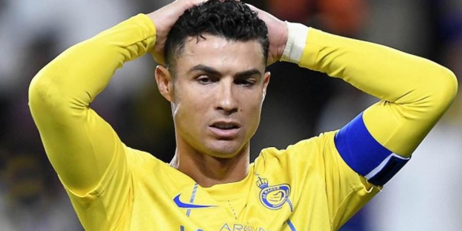 Cristiano Ronaldo's former Man United team-mate picks Lionel Messi in GOAT debate... as he claims the Argentine is a more intelligent player
