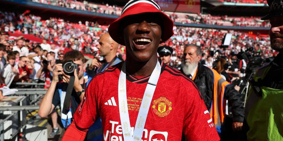 Young Man United fan left stunned as he bumps into Kobbie Mainoo's family on the Wembley stairs before midfielder stars in FA Cup final win