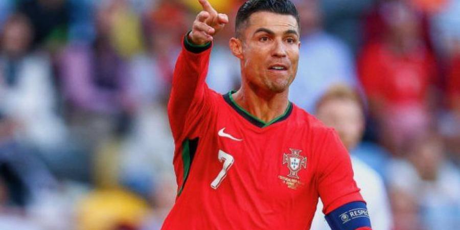 مدرب البرتغال يرفض تأكيد مشاركة رونالدو أساسياً في يورو 2024