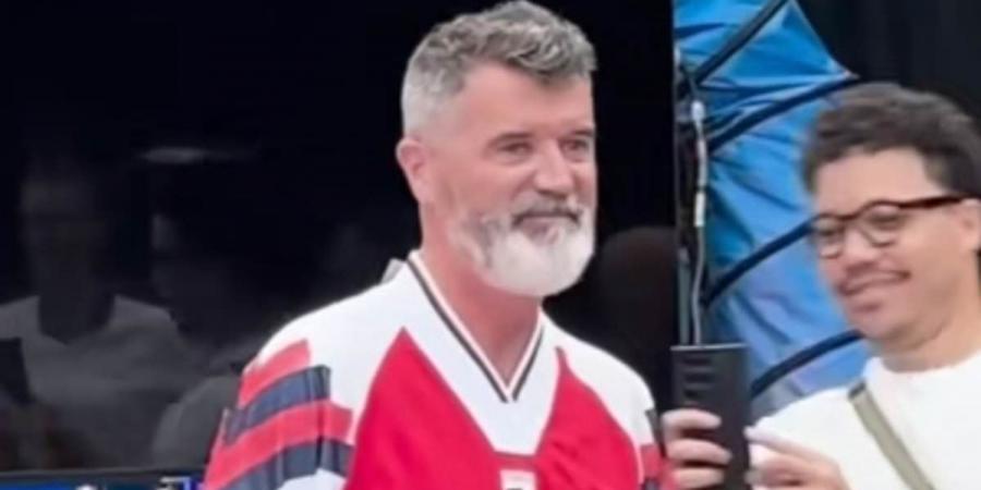 Man United legend Roy Keane is spotted wearing an ARSENAL shirt as Ian Wright jokes that Red Devils fans 'are gonna do their nut in'