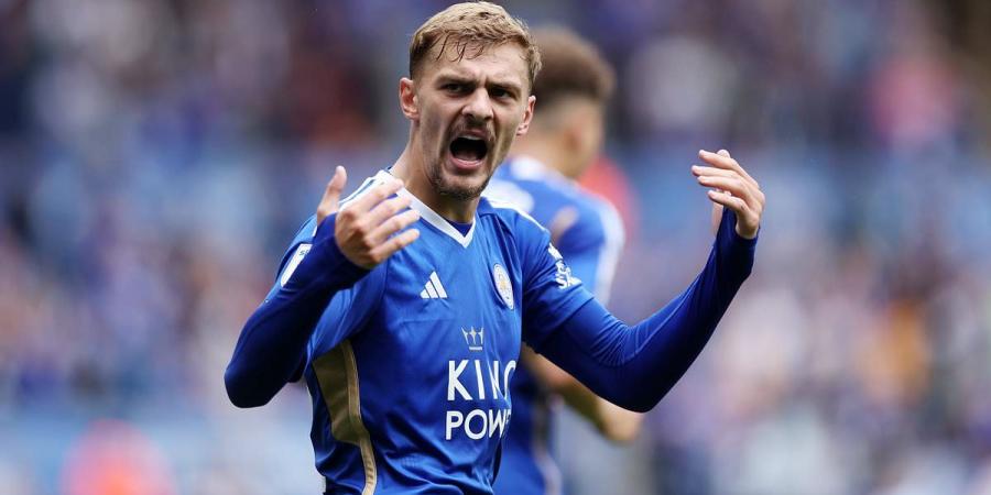 Chelsea set to sign Leicester midfielder Kiernan Dewsbury-Hall after agreeing £30m deal and scheduling a medical - with long-term contract to run until 2030