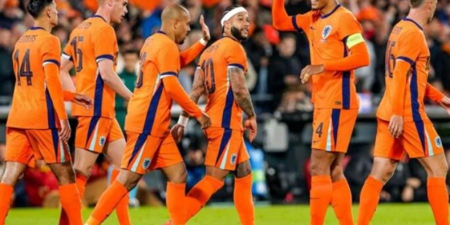 جاكبو وديباي يقودان تشكيل هولندا في مواجهة إنجلترا في نصف نهائي بطولة اليورو