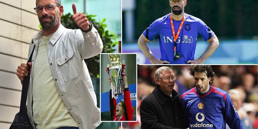 What can Man United fans expect from fan favourite Ruud van Nistelrooy the coach? Having played under iconic boss Sir Alex Ferguson, he'll look to use that wisdom on the current crop of Red Devils stars as they look to rebuild