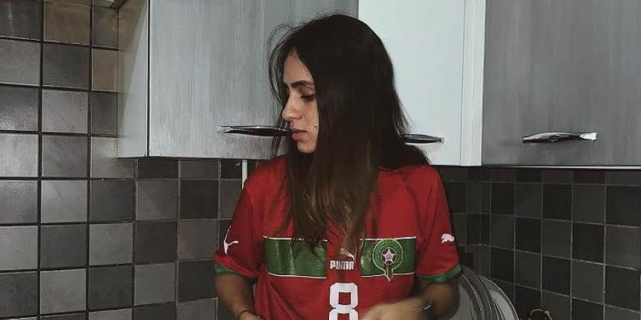 بالصور.. لاعبة تونس تظهر بقميص منتخب المغرب