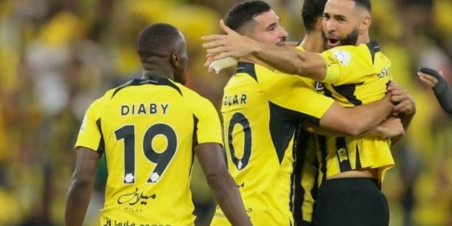 الشهري يقود تشكيل الاتحاد لمواجهة العين في كأس الملك