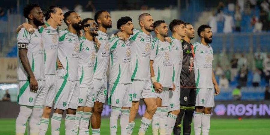 في غياب شريف - الأهلي يقسو على الخليج بثلاثية في الدوري السعودي