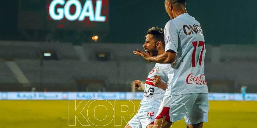 ناصر ماهر يتوج بجائزة أفضل لاعب في مباراة البنك الأهلي بالدوري