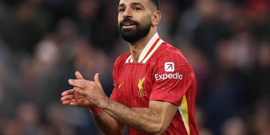 محمد صلاح يثير الجدل.. هل يفكر في الانتقال إلى برشلونة؟ "فيديو"