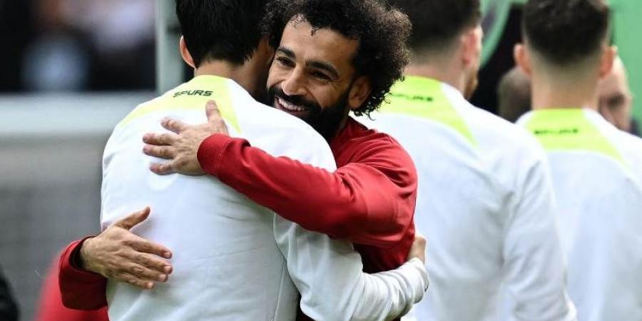 سون: محمد صلاح لاعب لا يُصدق.. ما يقوم به إعجازي