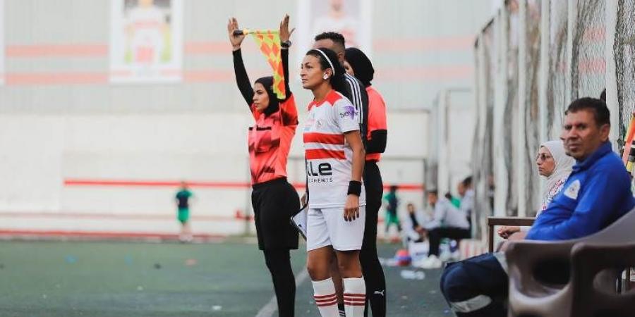 نور عمارة تشارك للمرة الأولى مع فريق الزمالك للكرة النسائية بعمر 39 عامًا