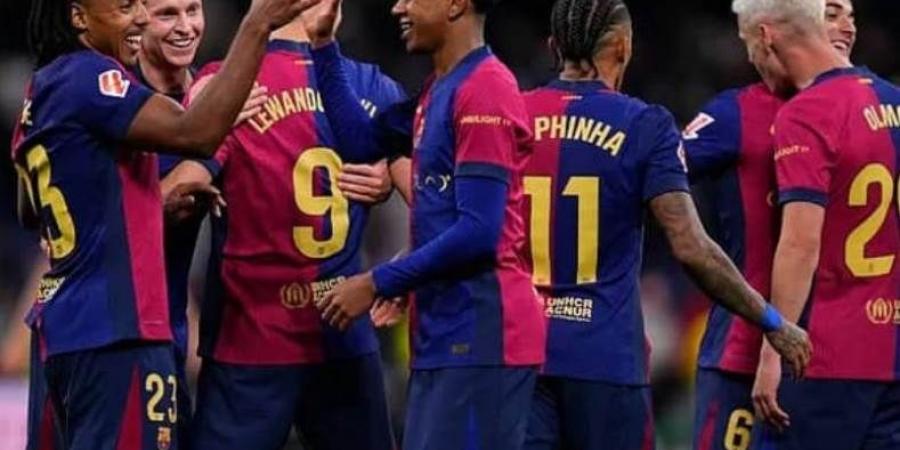 تشكيل برشلونة المتوقع ضد بوروسيا دورتموند في دوري أبطال أوروبا.. من يقود الهجوم؟