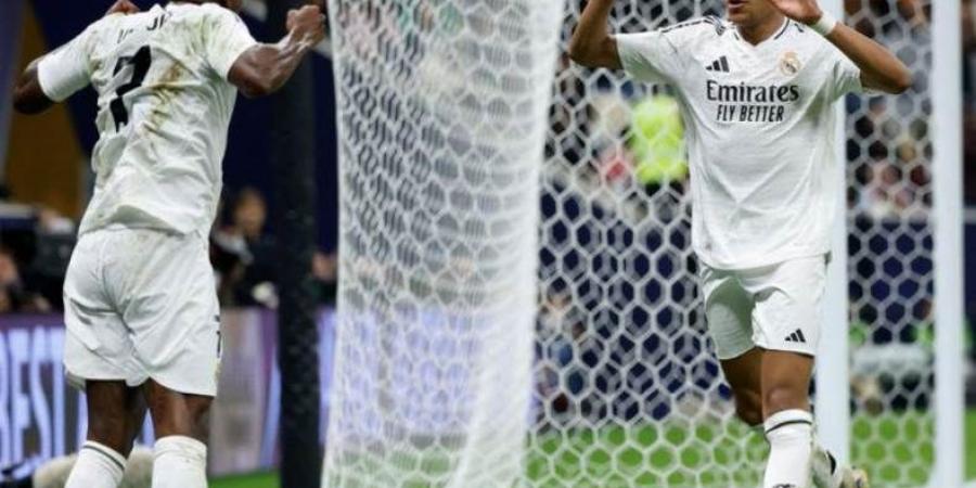 أهداف مباراة ريال مدريد ضد باتشوكا في نهائي كأس إنتركونتيننتال "فيديو"