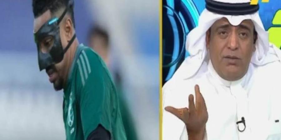 استحوا.. رد قوي من وليد الفراج على منتقدي سالم الدوسري