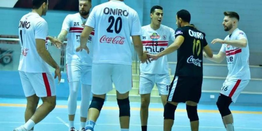 الزمالك يهزم الجزيرة الإماراتي ويتأهل لنصف نهائي البطولة العربية للطائرة