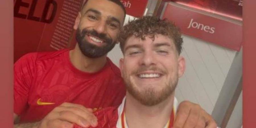 رسالة خاصة من أليوت لـ محمد صلاح بعد رقمه المميز بـ دوري الأبطال.. صورة